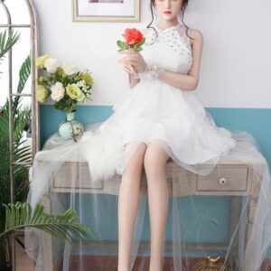 doll-look-alike-7e4v6