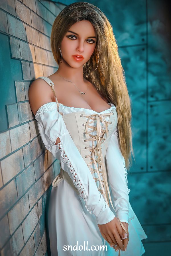 Expensive Women With Fucking Sex Doll - Poppy 4 Expensive Women With Fucking Sex Doll - Poppy - Image 4