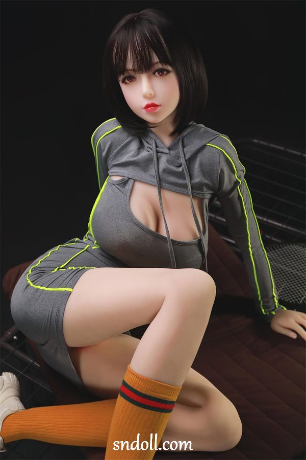 Man neukt levensgrote sekspop - Meggan 18 Man Fucks Life Size Sex Doll - Meggan - Afbeelding 18