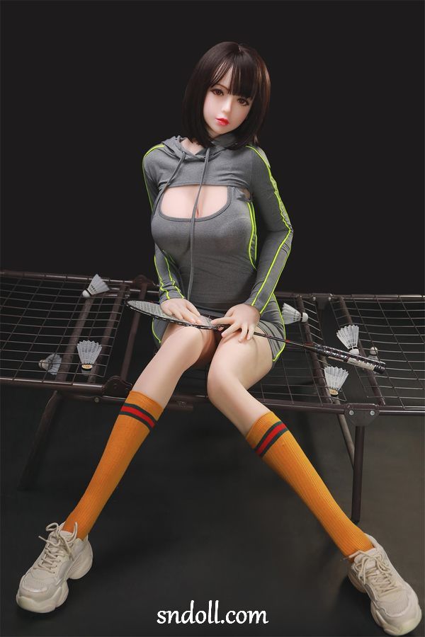 Man neukt levensgrote sekspop - Meggan 3 Man Fucks Life Size Sex Doll - Meggan - Afbeelding 3