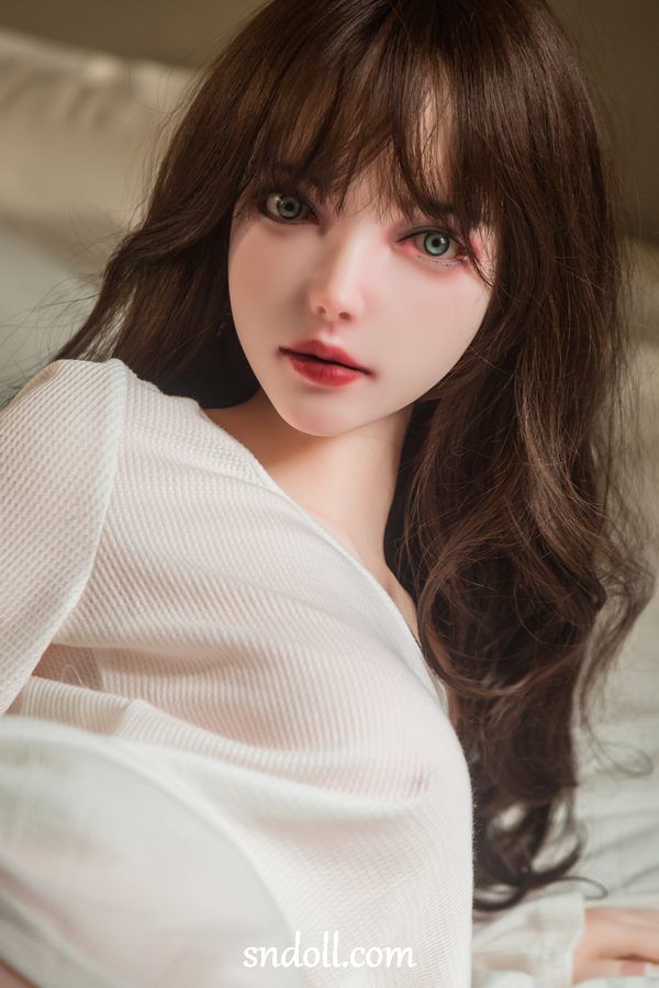 Femeie face sex cu păpușa sexuală robot - Estella 11 Female Has Sex With Robot Sex Doll - Estella - imagine 11