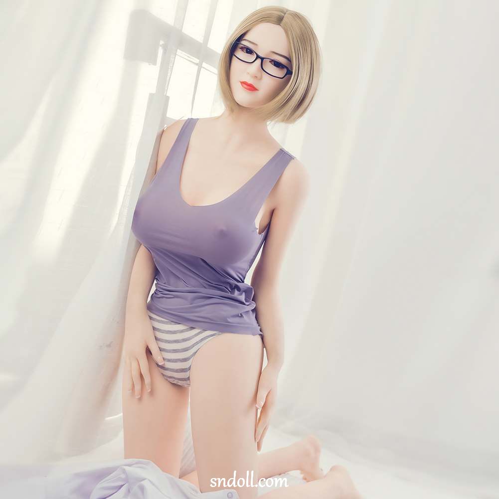 real-doll-pornhub-a7ki10