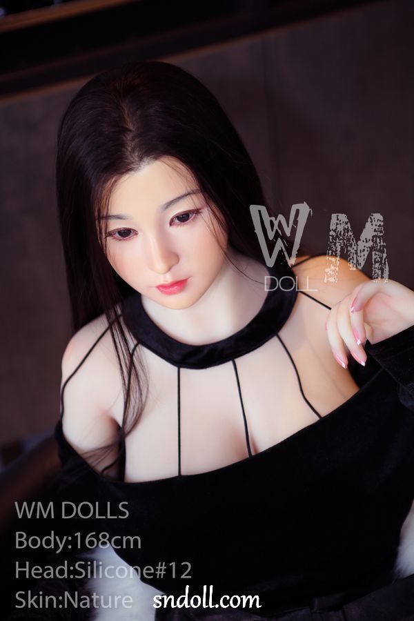 Jessica Ryan Sex With Female Doll - Issie