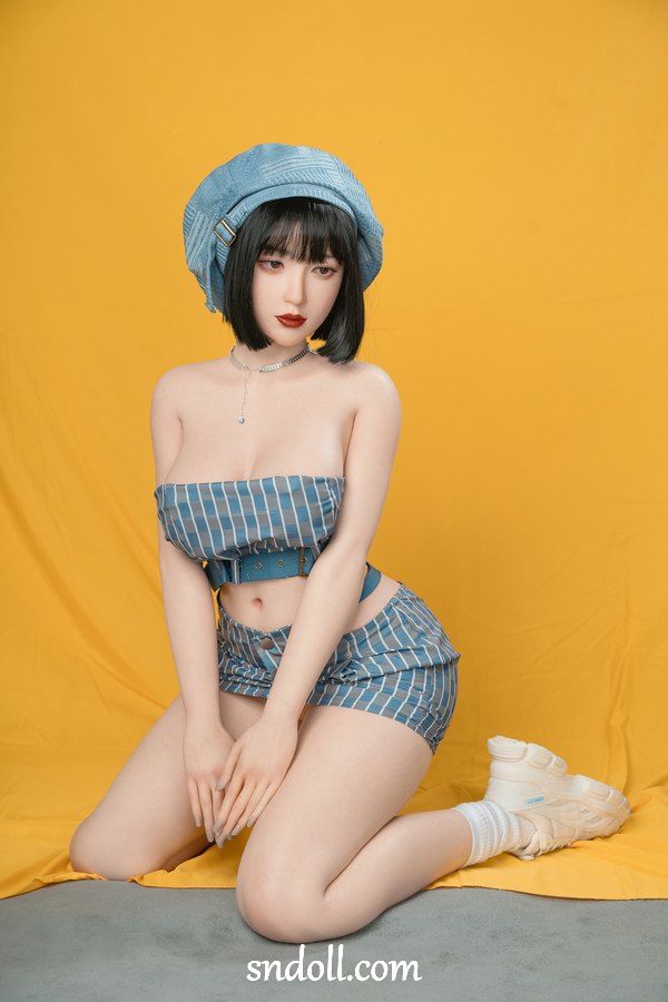 Female Tries Full Size Sex Doll - Phoebe 9 Female Tries Full Size Sex Doll - Phoebe - Image 9