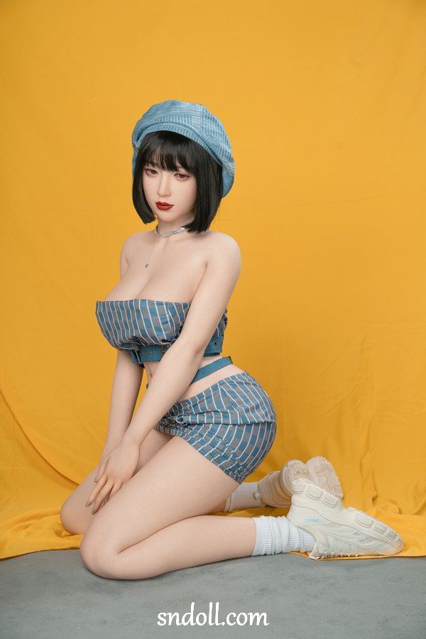 Female Tries Full Size Sex Doll - Phoebe 10 Female Tries Full Size Sex Doll - Phoebe - Image 10