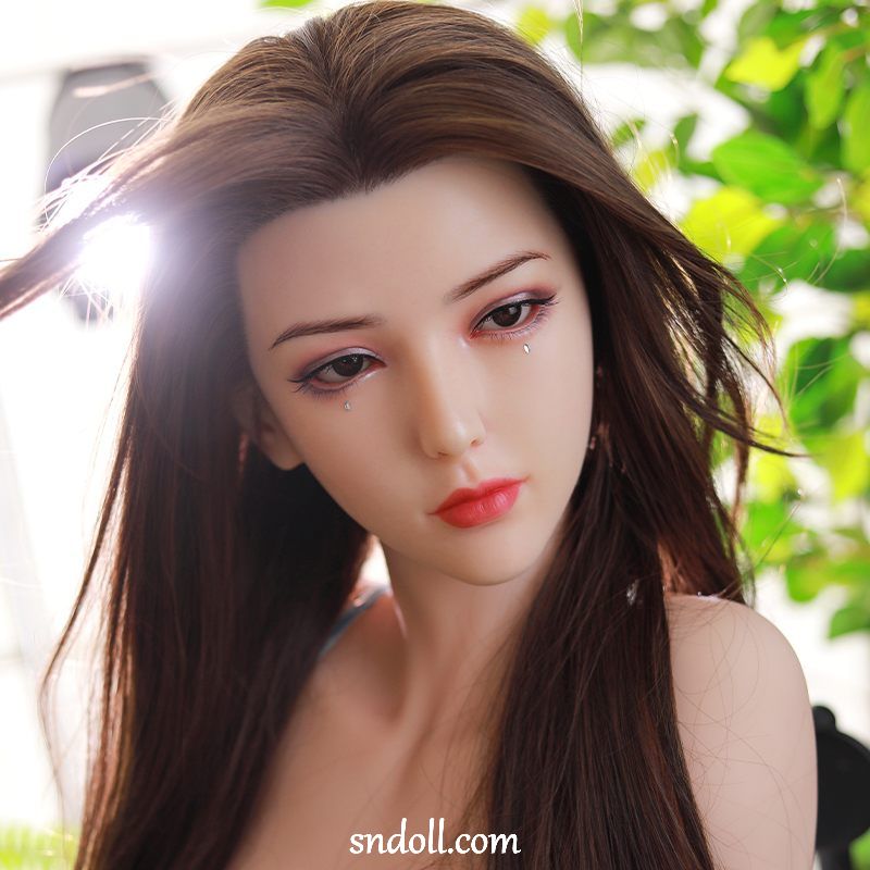 ts-camilla-doll-8t6e7