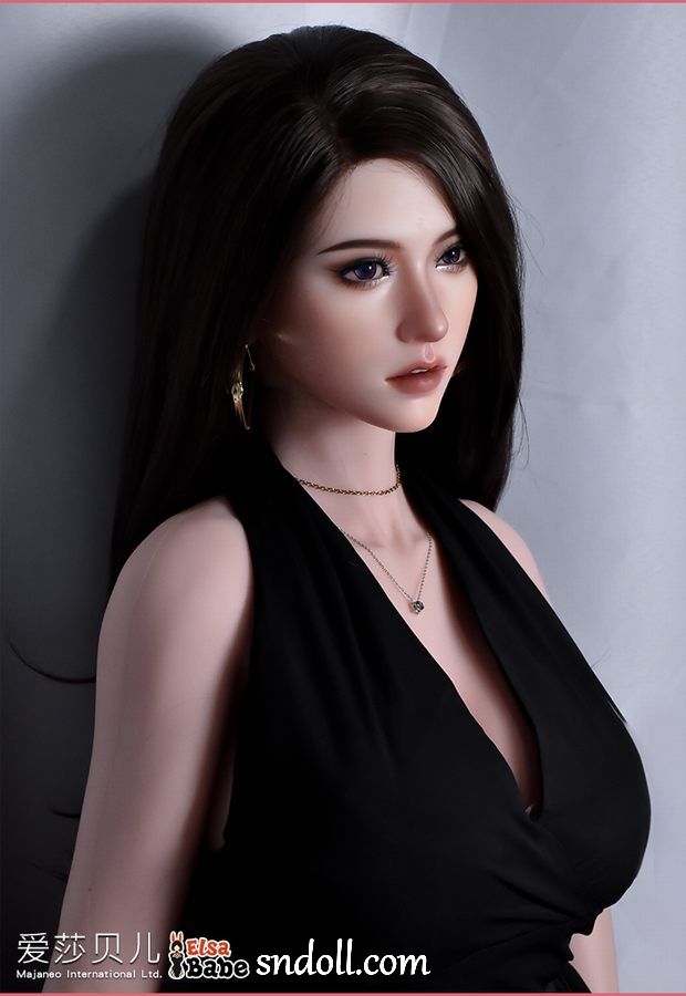 Hot Girl Dresses Up Like Sex Doll - Karil - Image 3