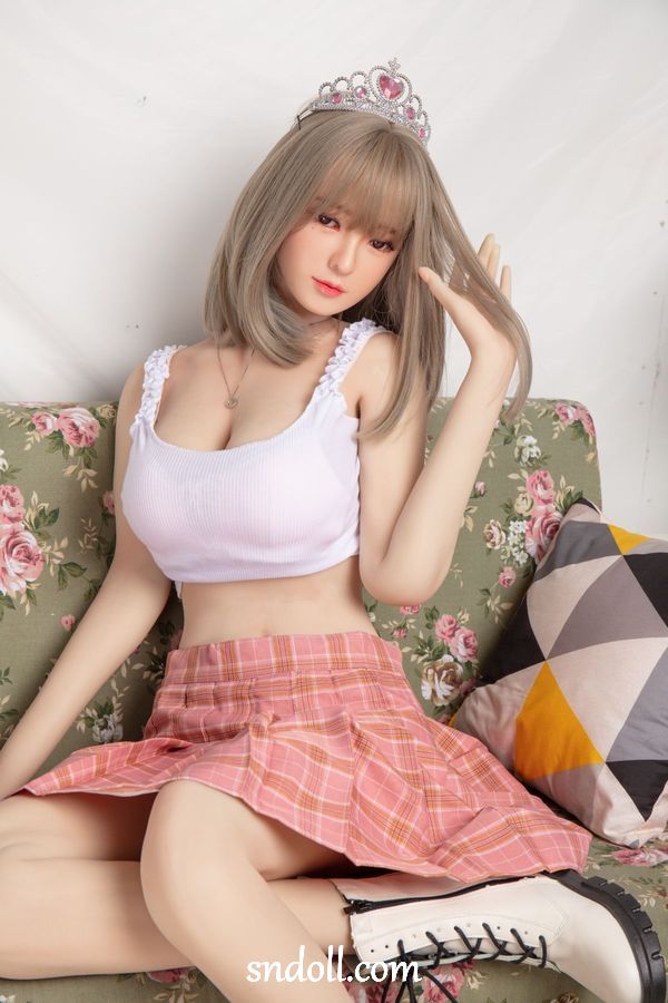 Real Life Plus Sized Sex Doll With Big Tits for Men - Carolin 4 Real Life Plus Sized Sex Doll With Big Tits for Men - Carolin - Slika 4