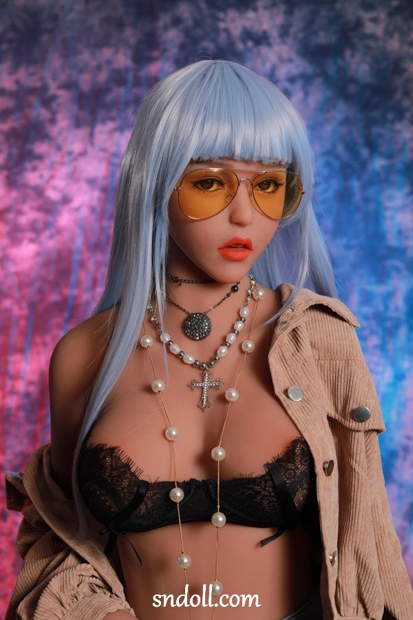 Penelope Diamond Sex Doll Transformation - Mamie