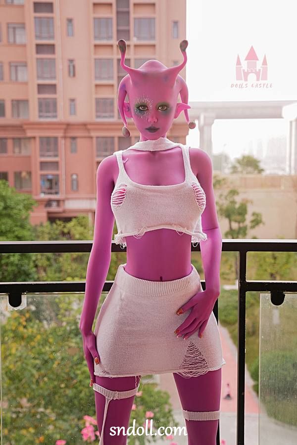 Beautiful Sex Doll With Vibrating Vagina - Fionnula - Image 3