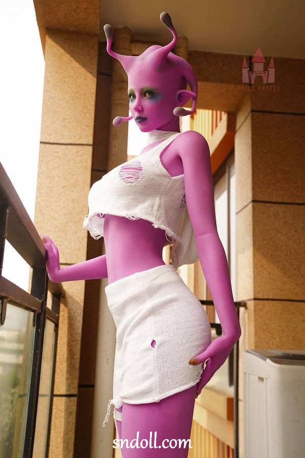 Beautiful Sex Doll With Vibrating Vagina - Fionnula - Image 6