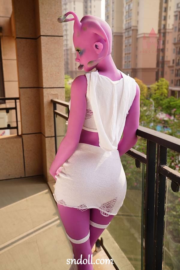 Beautiful Sex Doll With Vibrating Vagina - Fionnula - Image 12