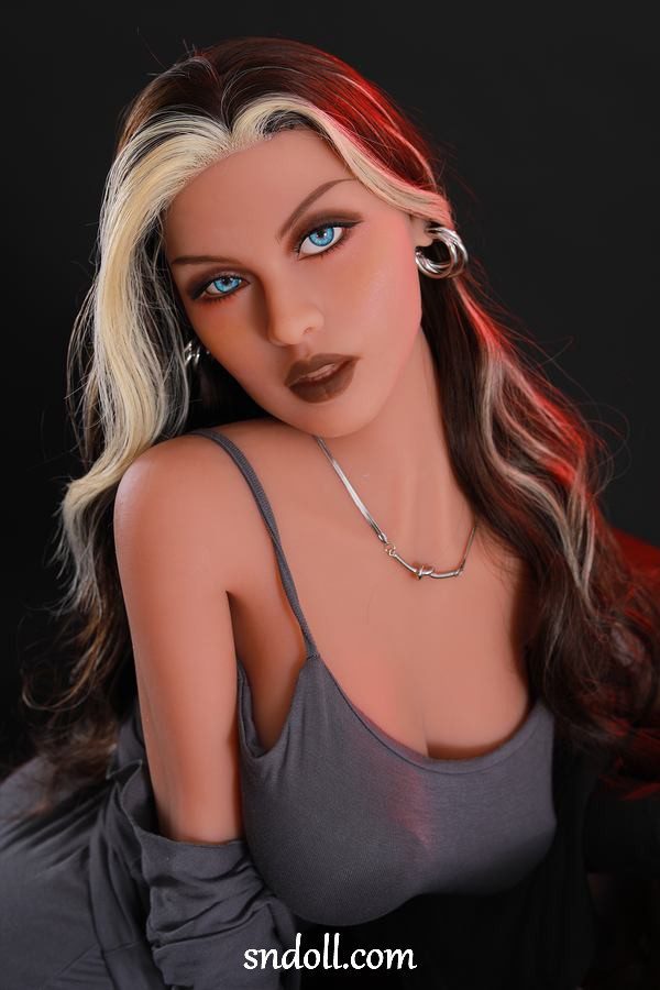 Super Realistic Boobs Sex Doll - Lakiesha