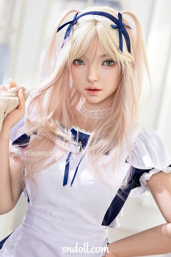 Tiffany Valentine Real Doll Having Sex - Potita