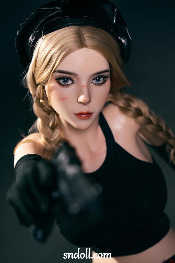 Thought It Was A Salma Hayek Sex Doll - Ladina