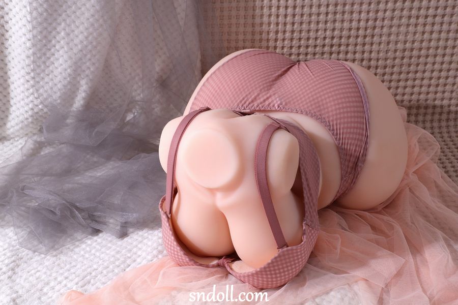 blain-doll-efvj6 blain-doll-efvj6