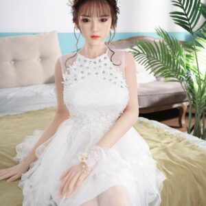 doll-look-alike-7e4v8