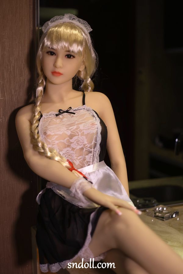 doll-look-alike-khgvf24 doll-look-alike-khgvf24