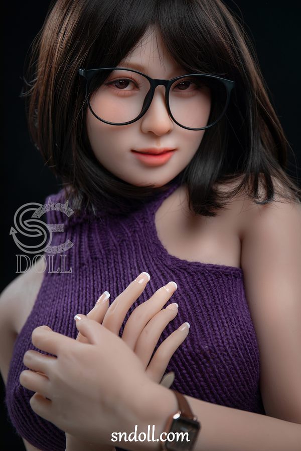 elite-doll-world-pout14 elite-doll-world-pout14