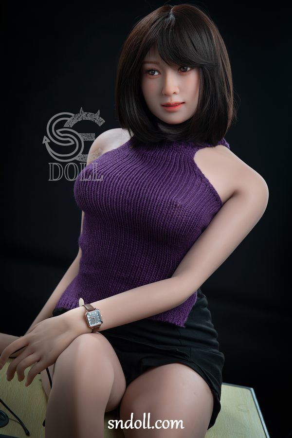 elite-doll-world-pout7 elite-doll-world-pout7