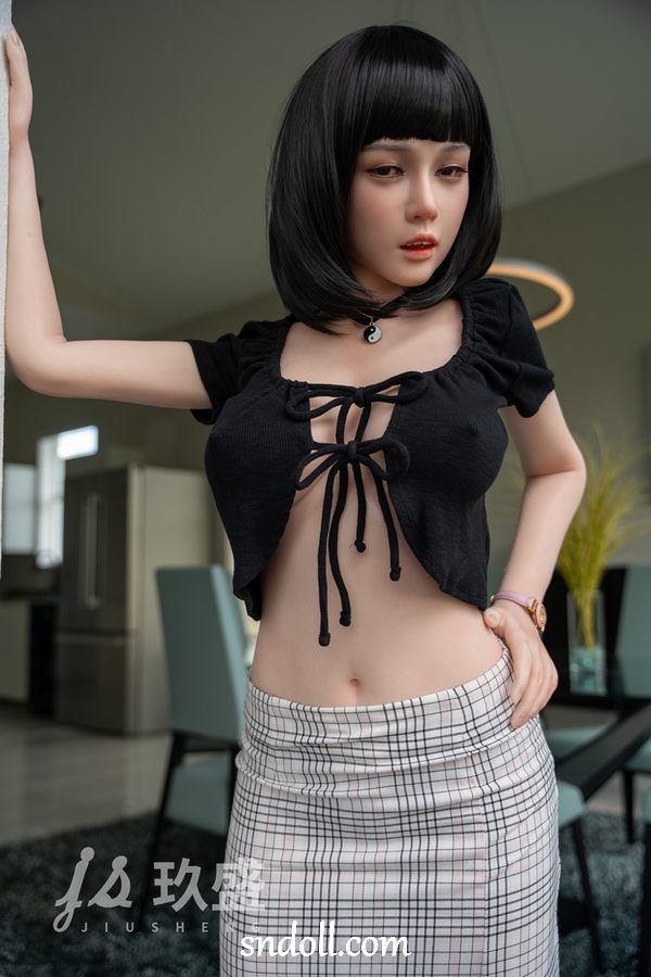 real-dolls-sex-toys-t5iux33