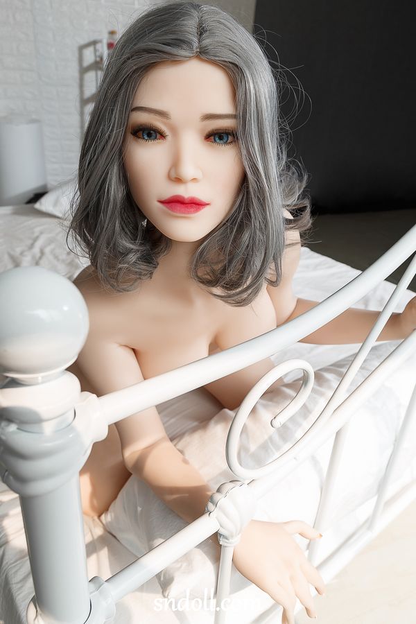 sex-robot-dolls-u78y3