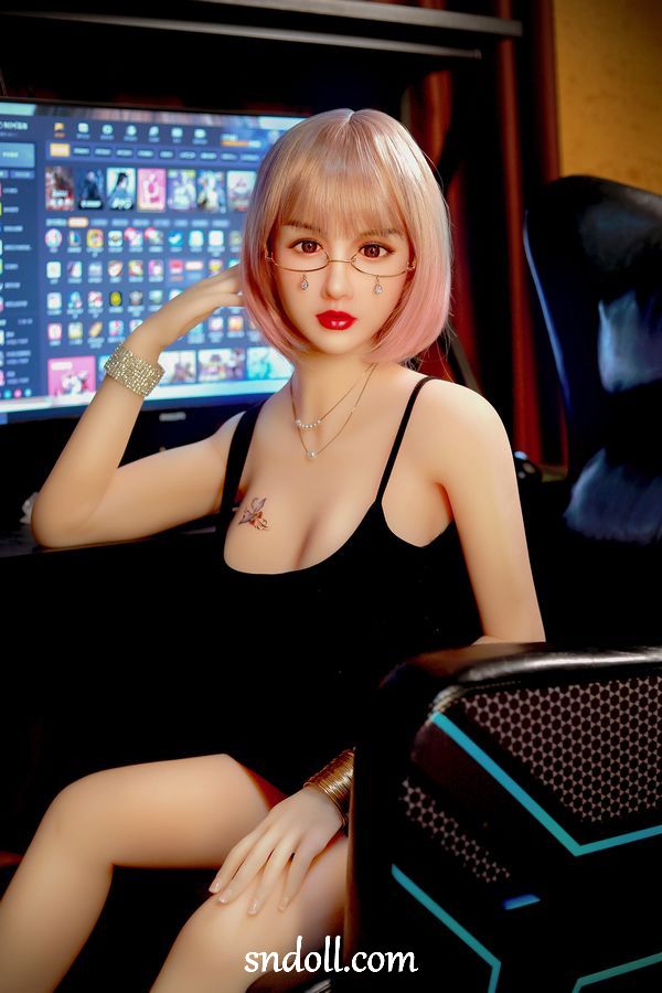 simone-g-doll-nude-au8i6 simone-g-doll-nude-au8i6