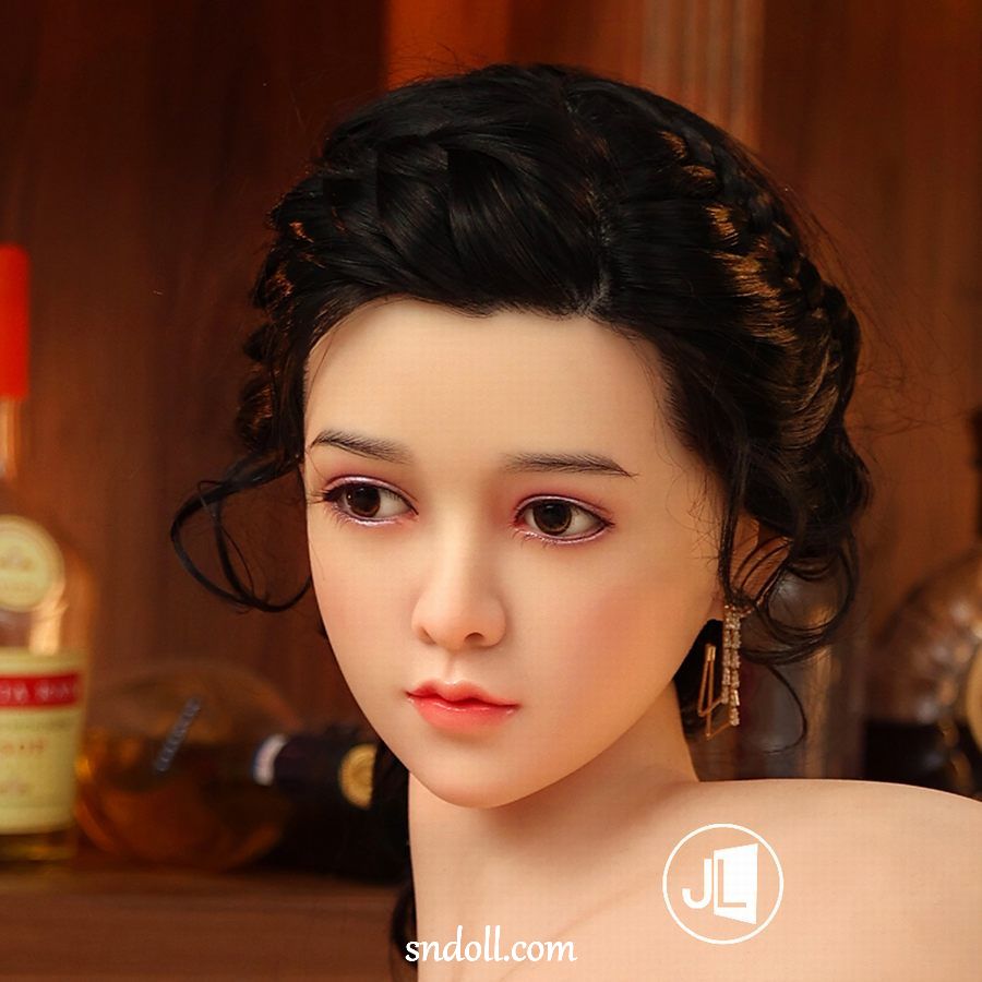 muñeca-femenina-realista-p8ute15