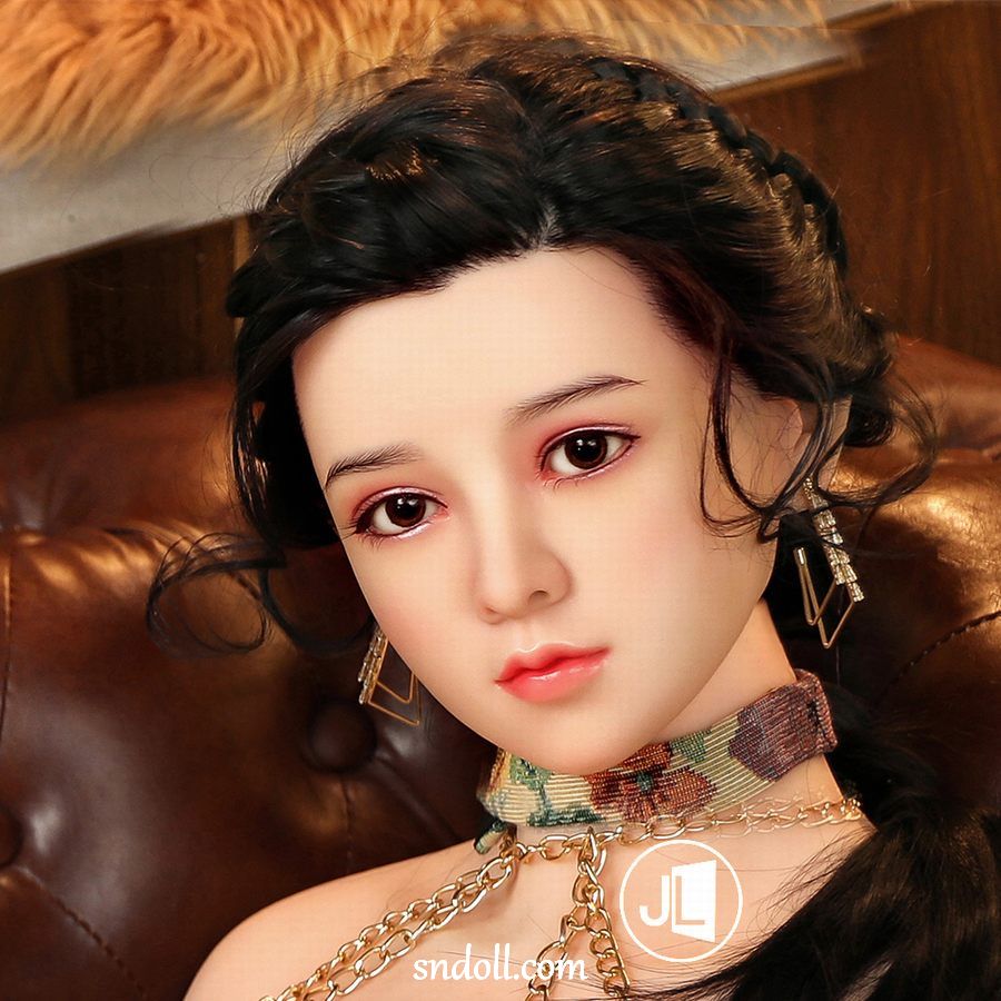 muñeca-femenina-realista-p8ute17